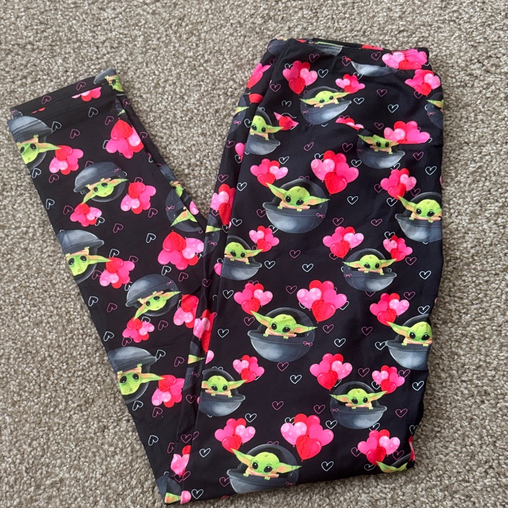 NWOT Charlie’s Project Baby Yoda Leggings, One Size
